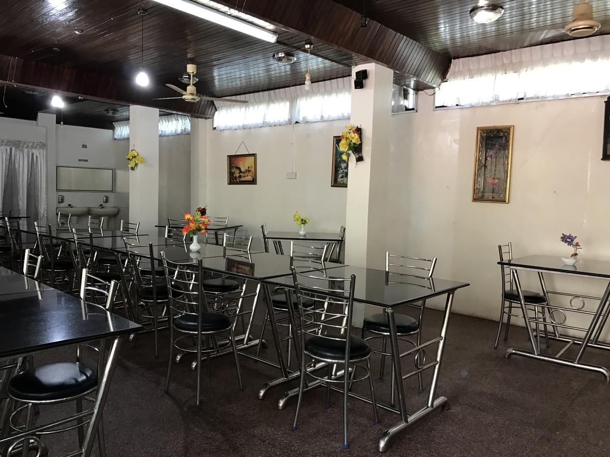 Gnaanams Hotel And Restaurant Jaffna Eksteriør bilde